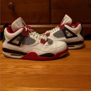 2012 Jordan 4 Retro Fire Red